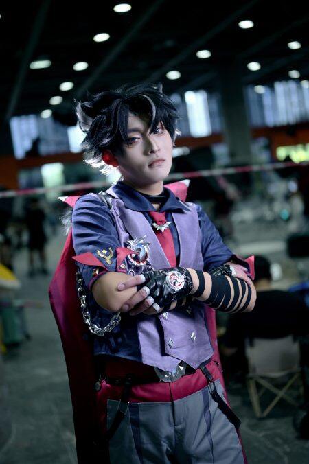 《原神》莱欧斯利cosplay