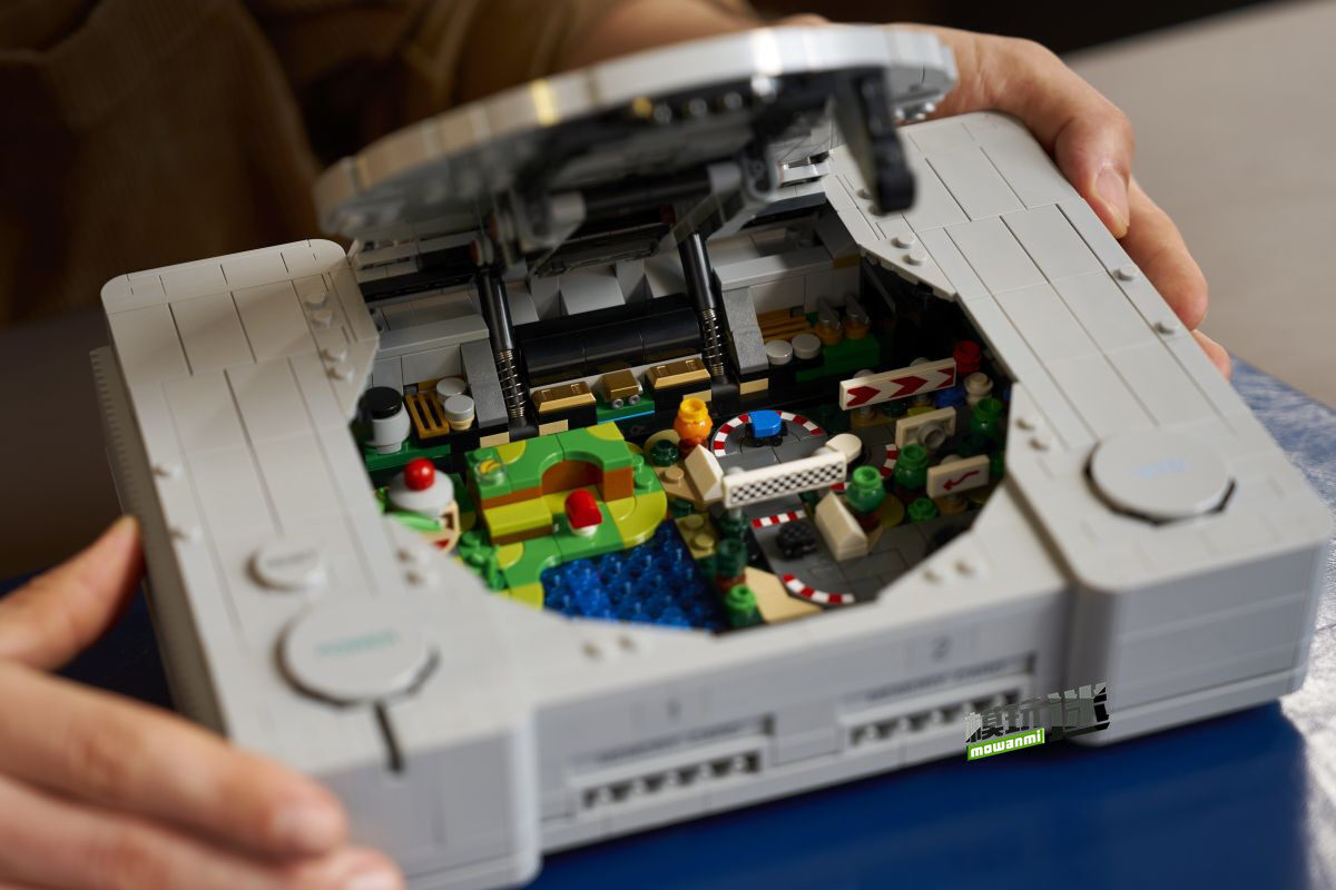 12.jpg 乐高推出LEGO-72306“乐高PS1”积木套装-MOKIHUB