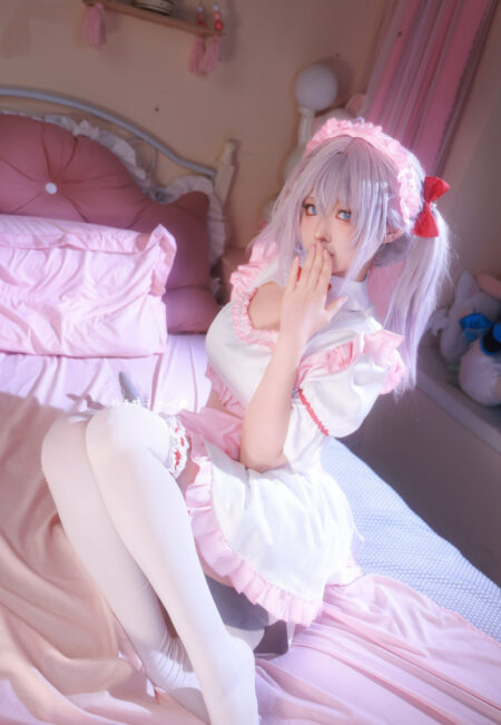 《不时轻声地以俄语遮羞的邻座艾莉同学》艾莉cosplay
