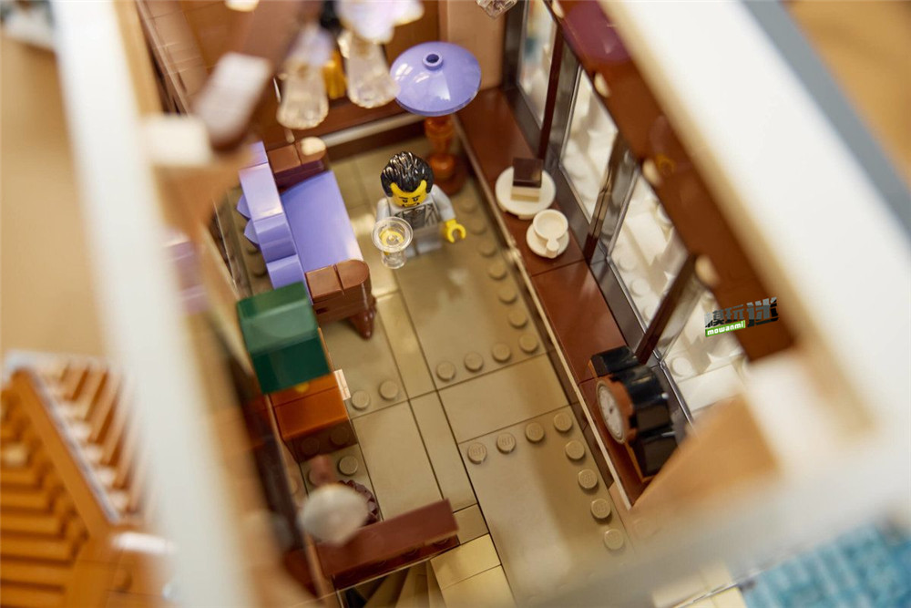 13.jpg 乐高推出Icons LEGO-11388“威尼斯街区水城”拼装积木套装-MOKIHUB